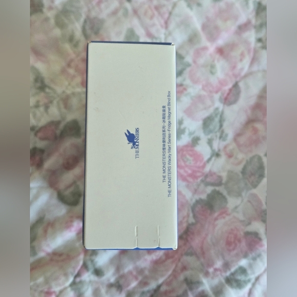 Pop Mart THE MONSTERS Wacky Mart Fridge Magnet | Blind Box | BNIB - Picture 6 of 6